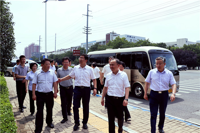 IMG_6890.jpg IMG_6890.jpg